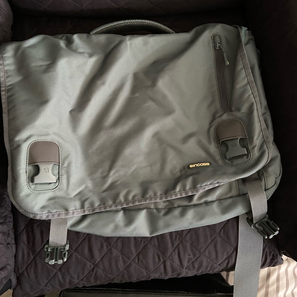 Incase messenger bag. Army green color.